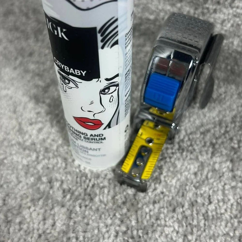 IGK Crybaby Smoothing and Finishing Serum‎ White Frizz Control 1.5 fl oz